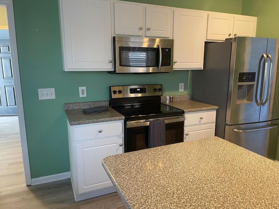 Вілла Adorable 3Br/2Ba W/ Garage 2Min Walk Ecu Health Грінвілл Екстер'єр фото