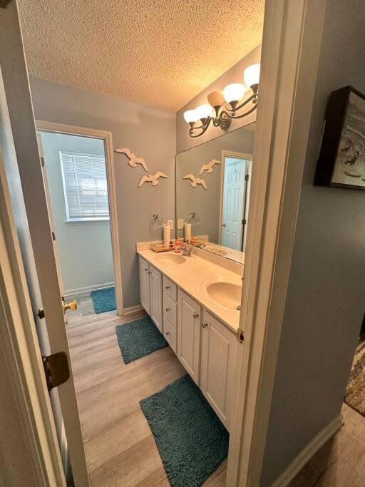 Вілла Adorable 3Br/2Ba W/ Garage 2Min Walk Ecu Health Грінвілл Екстер'єр фото